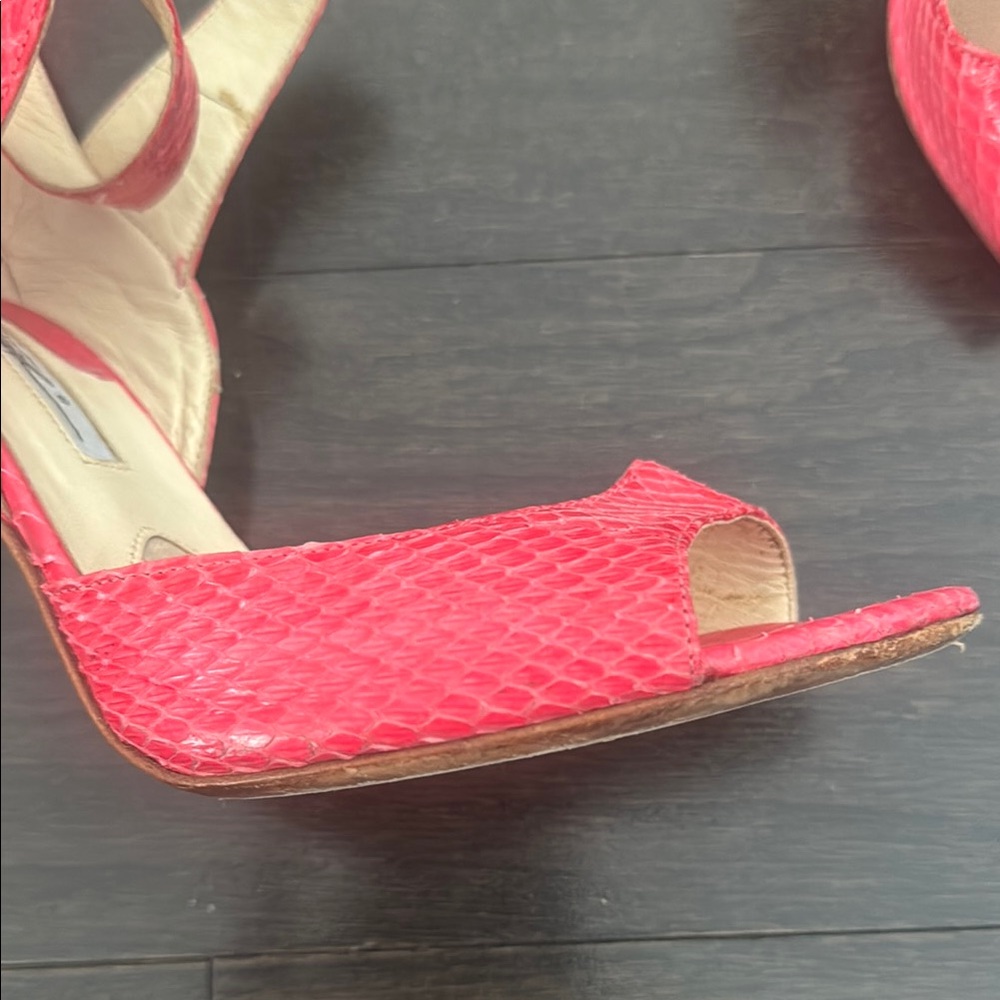 Brian Atwood Pink Stiletto Heels with Textured Design - Picture 3 of 10